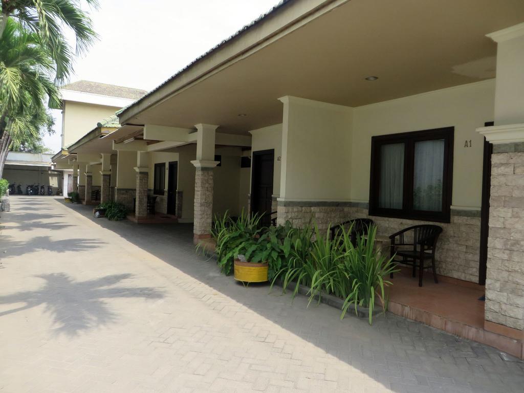Adisurya Hotel Kediri  Chambre photo