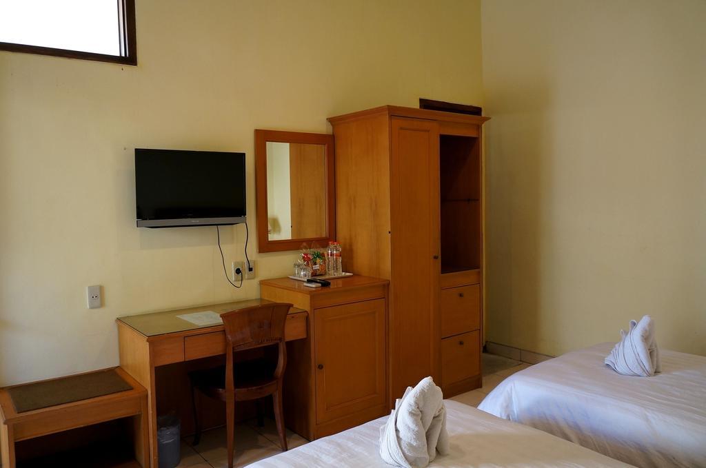Adisurya Hotel Kediri  Chambre photo